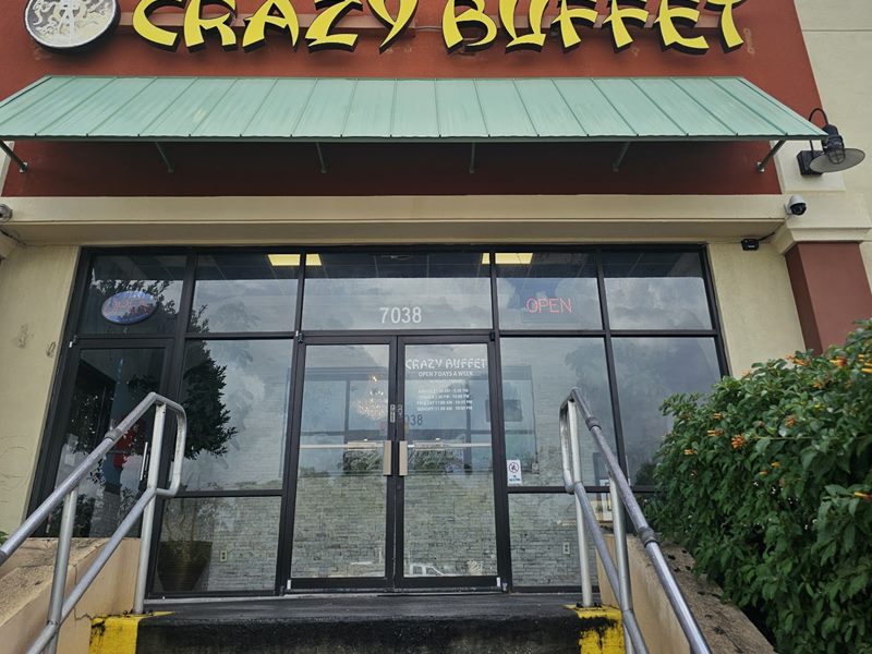Crazy Buffet exterior